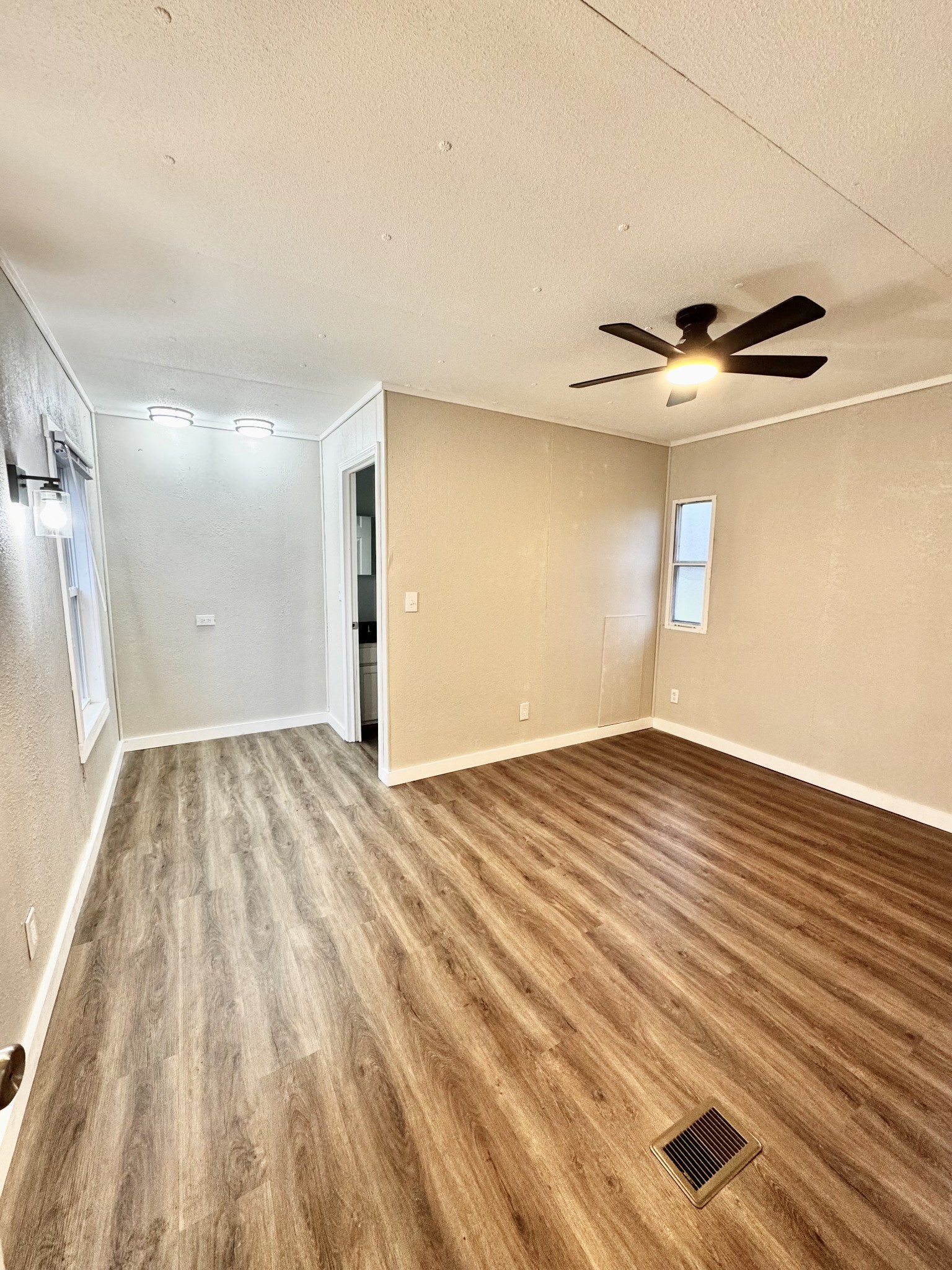 1221 Disneyland Road Sparta, TN 38583 - Photo 14 of 33 Gallery Image 14