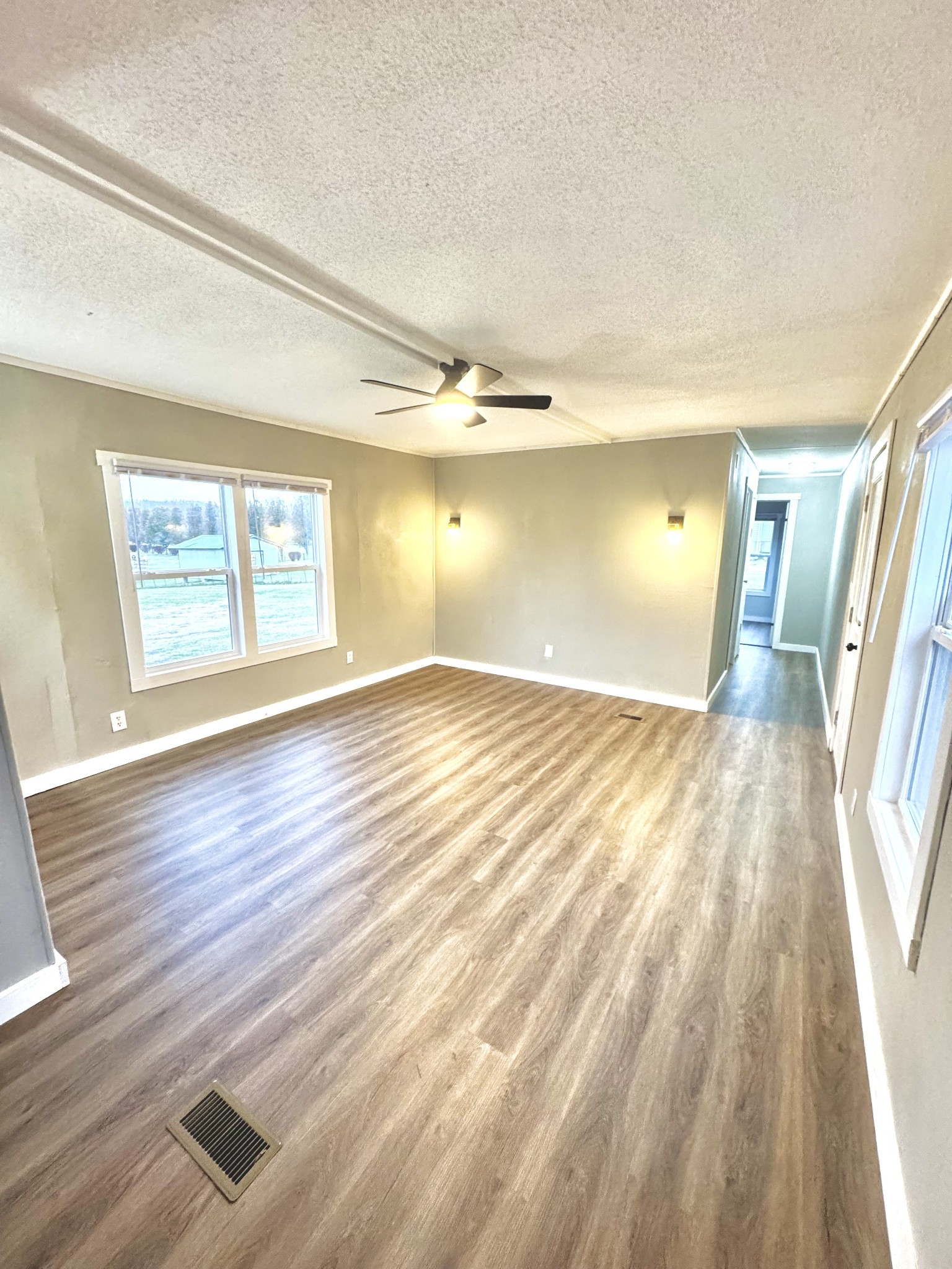 1221 Disneyland Road Sparta, TN 38583 - Photo 3 of 33 Gallery Image 3