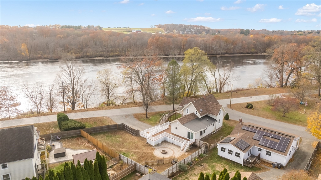 3 Munroe Street Haverhill, MA 01830 - Photo 1 of 42