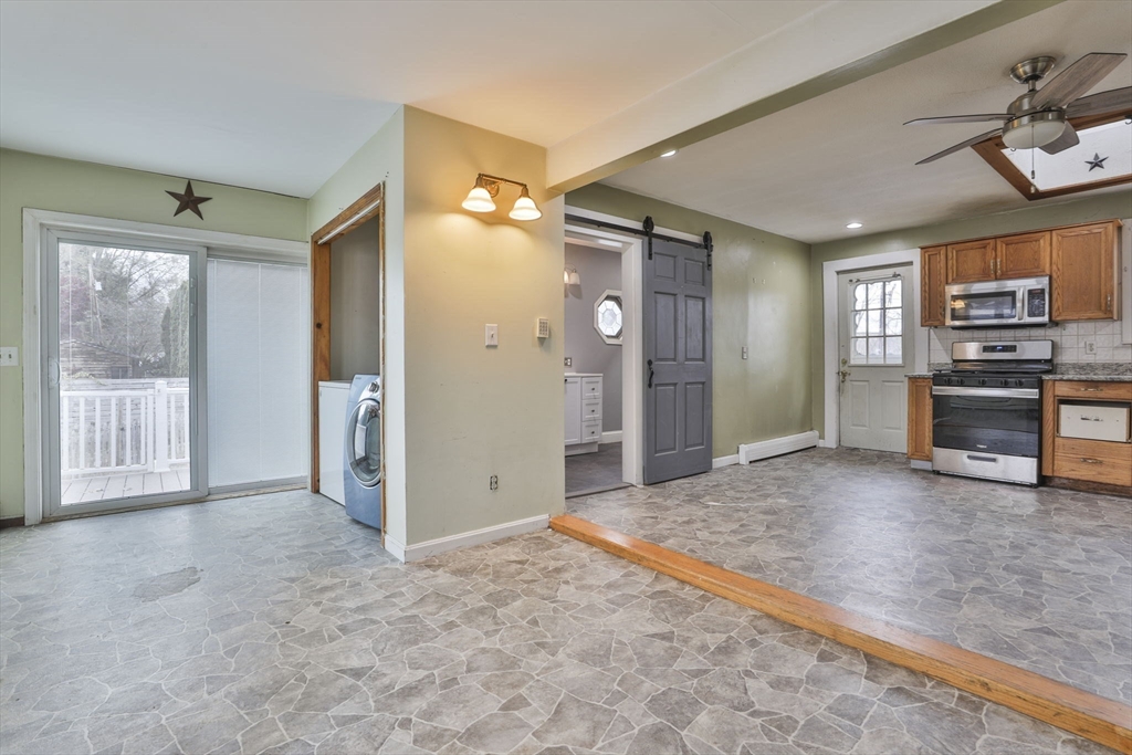 3 Munroe Street Haverhill, MA 01830 - Photo 12 of 42