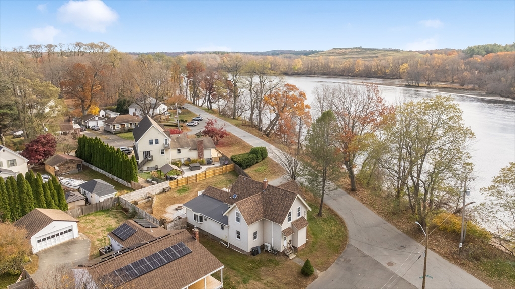 3 Munroe Street Haverhill, MA 01830 - Photo 2 of 42