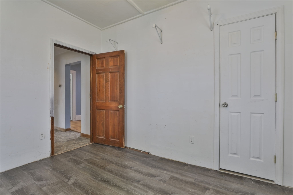 3 Munroe Street Haverhill, MA 01830 - Photo 25 of 42