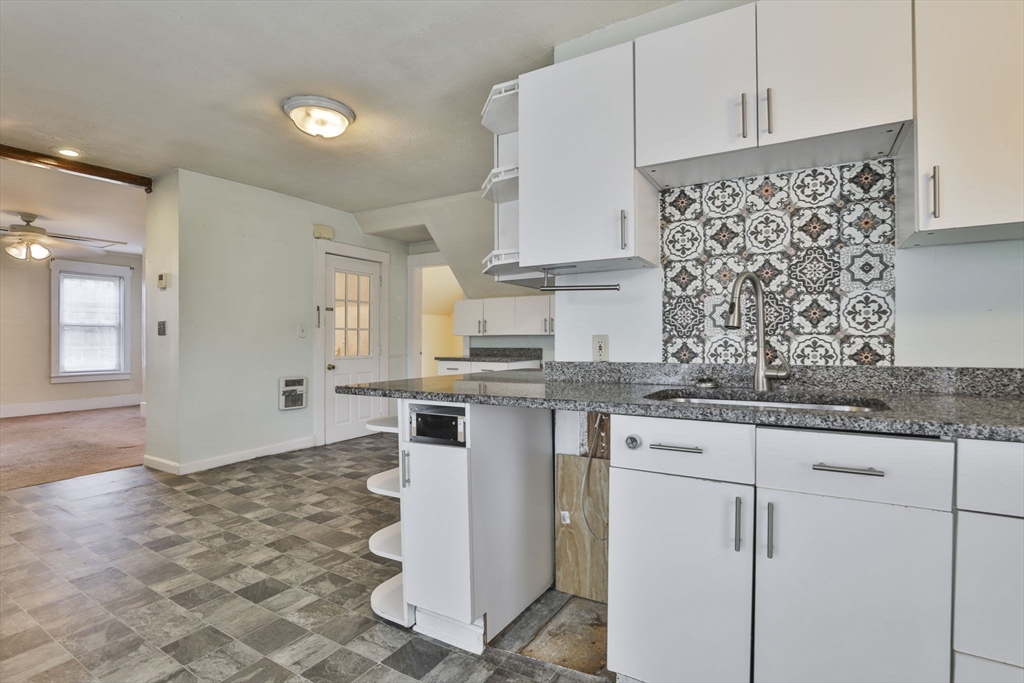 3 Munroe Street Haverhill, MA 01830 - Photo 28 of 42