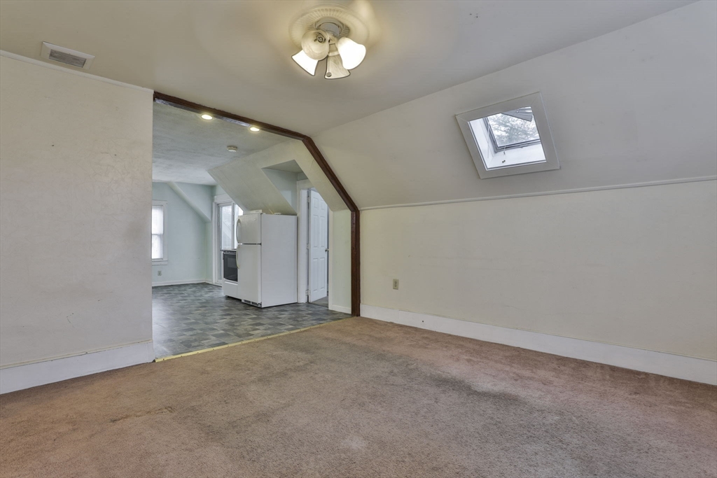 3 Munroe Street Haverhill, MA 01830 - Photo 34 of 42