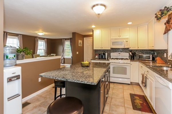 60 Bayberry Road Raynham, MA 02767 - Photo 13 of 30 Gallery Image 13
