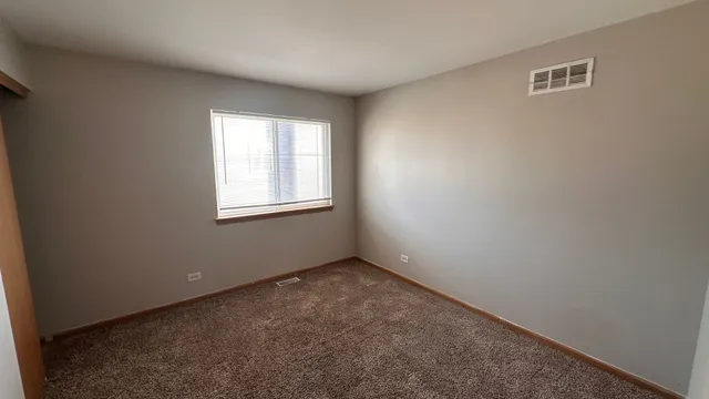 $368,000 | 453 Fairway Court, University Park, IL 60484