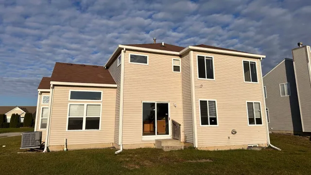 $368,000 | 453 Fairway Court, University Park, IL 60484