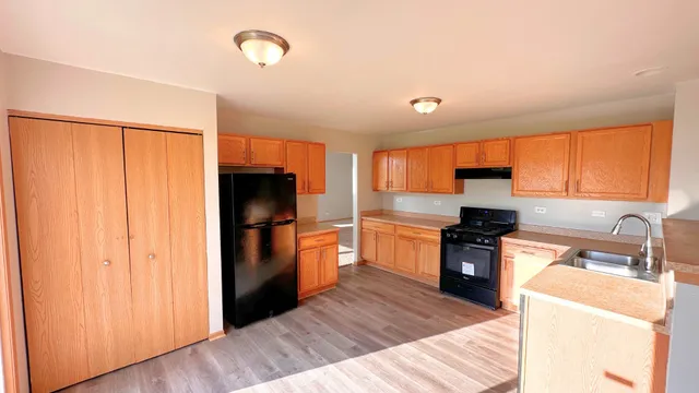 $368,000 | 453 Fairway Court, University Park, IL 60484