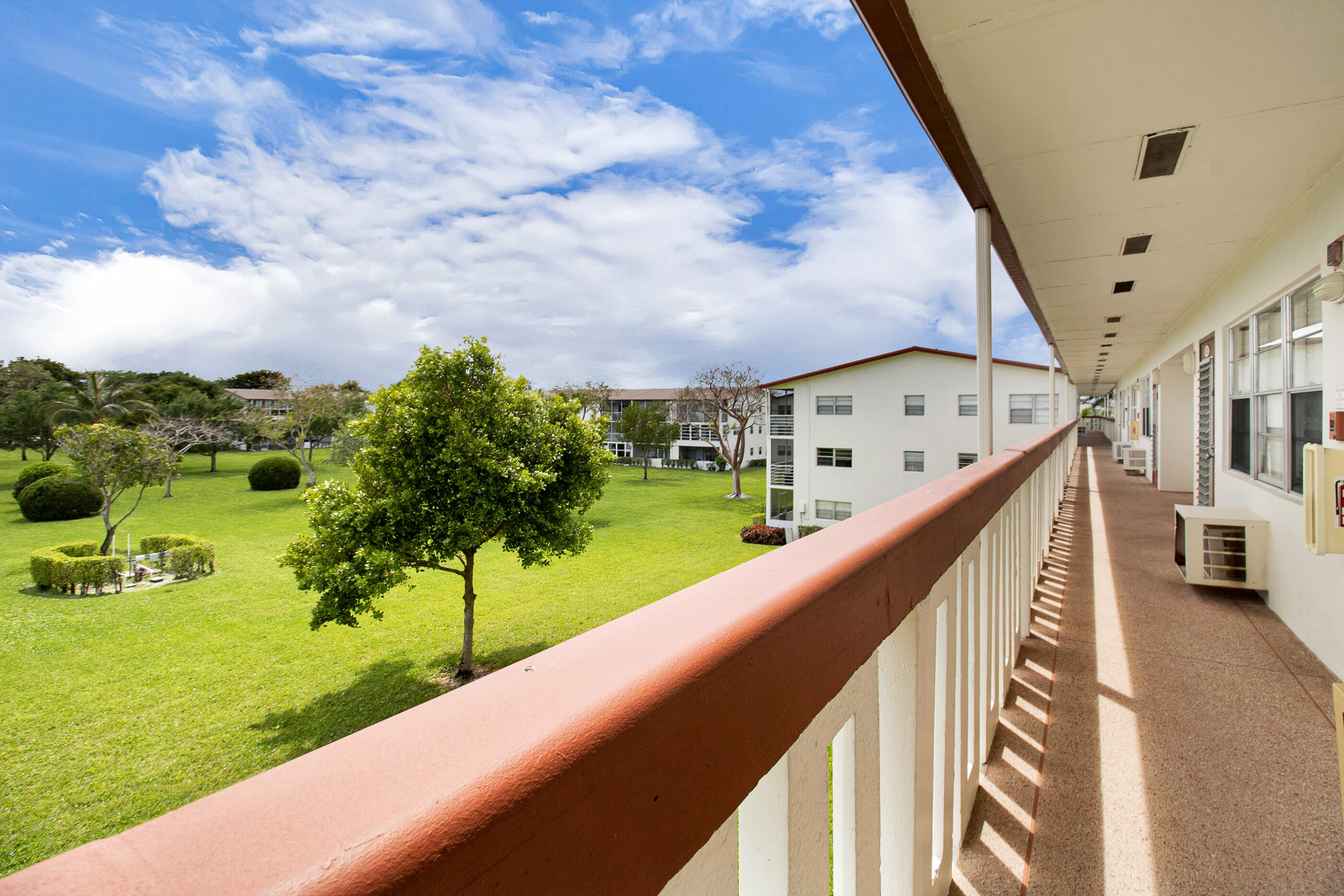 412 Brighton J Boca Raton, FL 33434 - Photo 15 of 48 IMG_6107