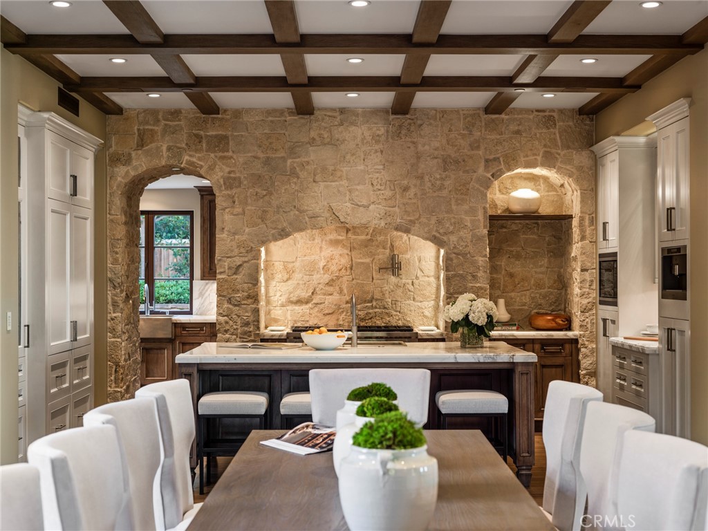 21 Shell Beach Newport Coast, CA 92657 - Photo 4 of 8 a lobby with furniture and potted plant