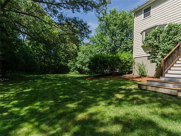9 Whittier Road Lexington, MA 02420 - Photo 19 of 19 Gallery Image 19