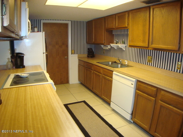 3361 Waverly Dock Road Jacksonville, FL 32223 - Photo 12 of 25 KITCHEN