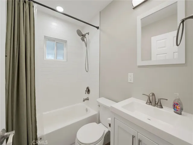 $1,299,000 | 900 North Parish Place, Burbank, CA 91506