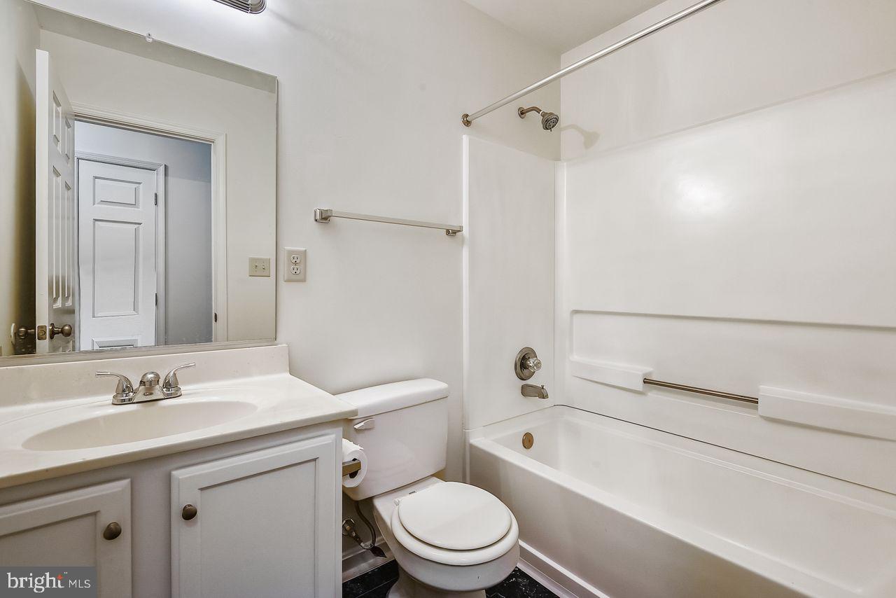 1606 Postal Road Chester, MD 21619 - Photo 6 of 21 Full bath Unit C