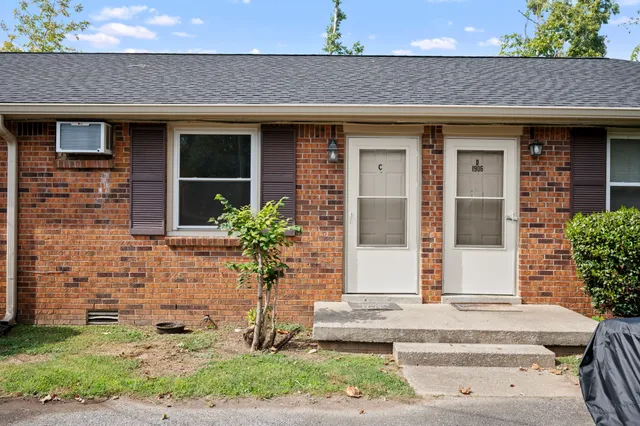 $775 | 1906 Batts Lane, Unit C, Clarksville, TN 37042