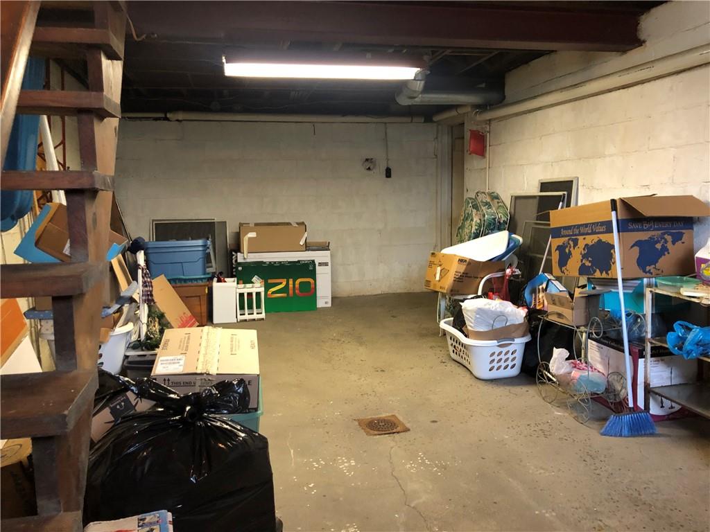 1104 13th Street Conway, PA 15027 - Photo 20 of 31 a room with furniture