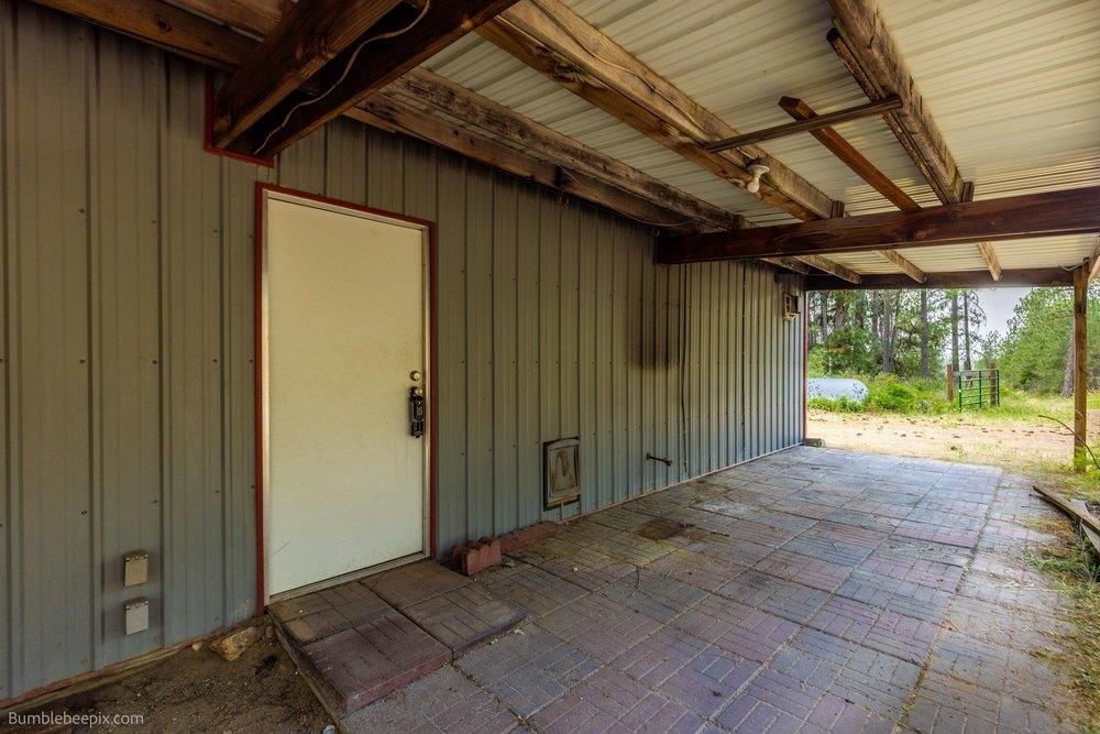 25004 North Madison Road Chattaroy, WA 99003 - Photo 21 of 29 Gallery Image 21