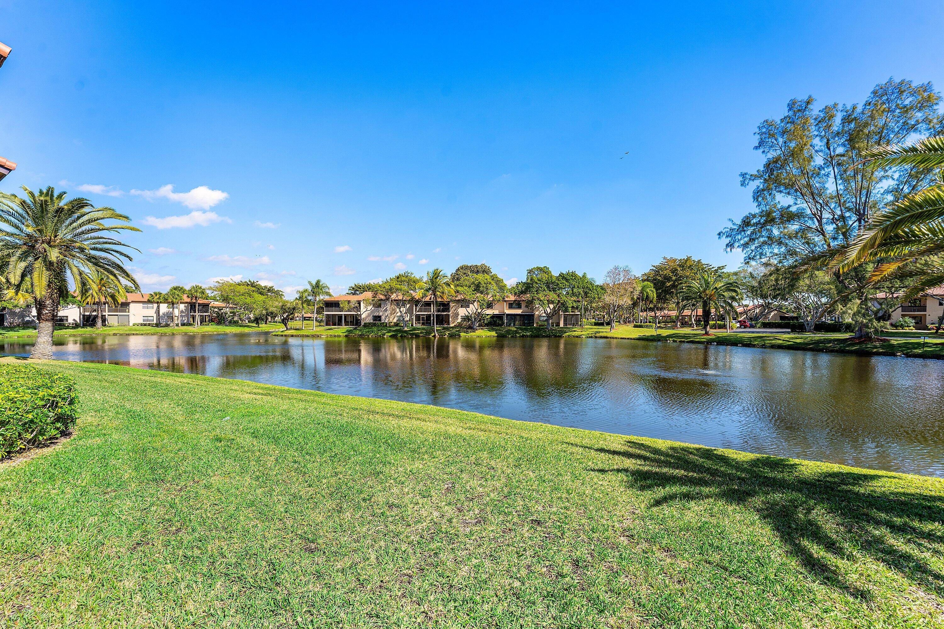 9283 Vista Del Lago, Unit G Boca Raton, FL 33428 - Photo 3 of 31 033-9283VistaDelLago-G-BocaRaton-FL-3342