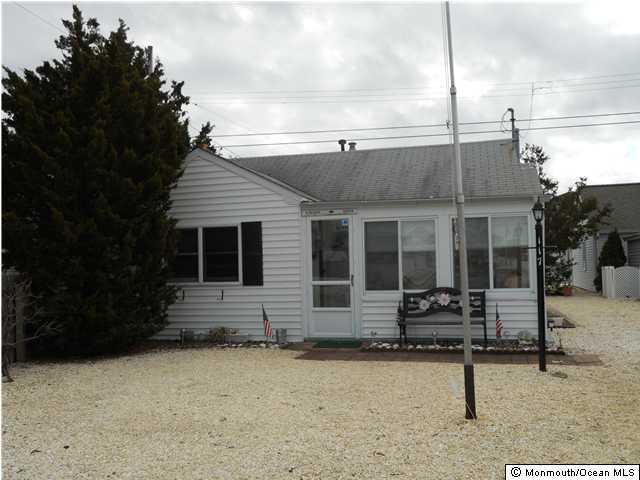 117 Bayberry Road Lavallette, NJ 08735 - Photo 1 of 3 Primary Photo