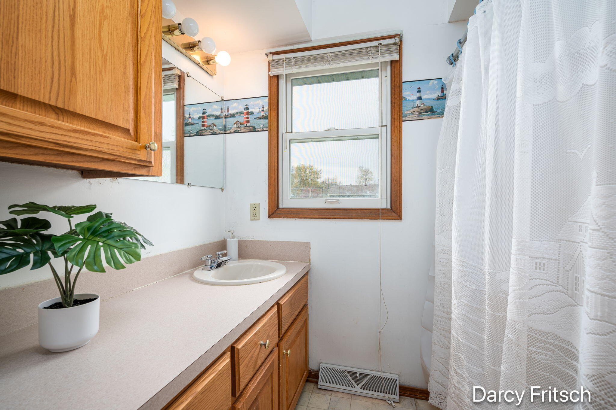 7117 Sunset Avenue Jenison, MI 49428 - Photo 20 of 29 20-web-or-mls-7117 Sunset Ave-20