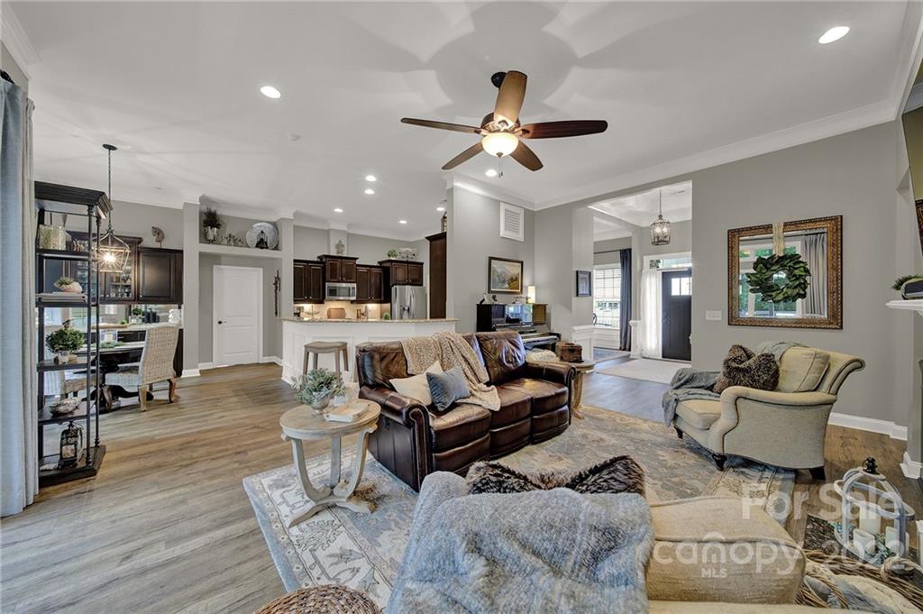 1121 Nigella Court Tega Cay, SC 29708 - Photo 10 of 47 Gallery Image 10