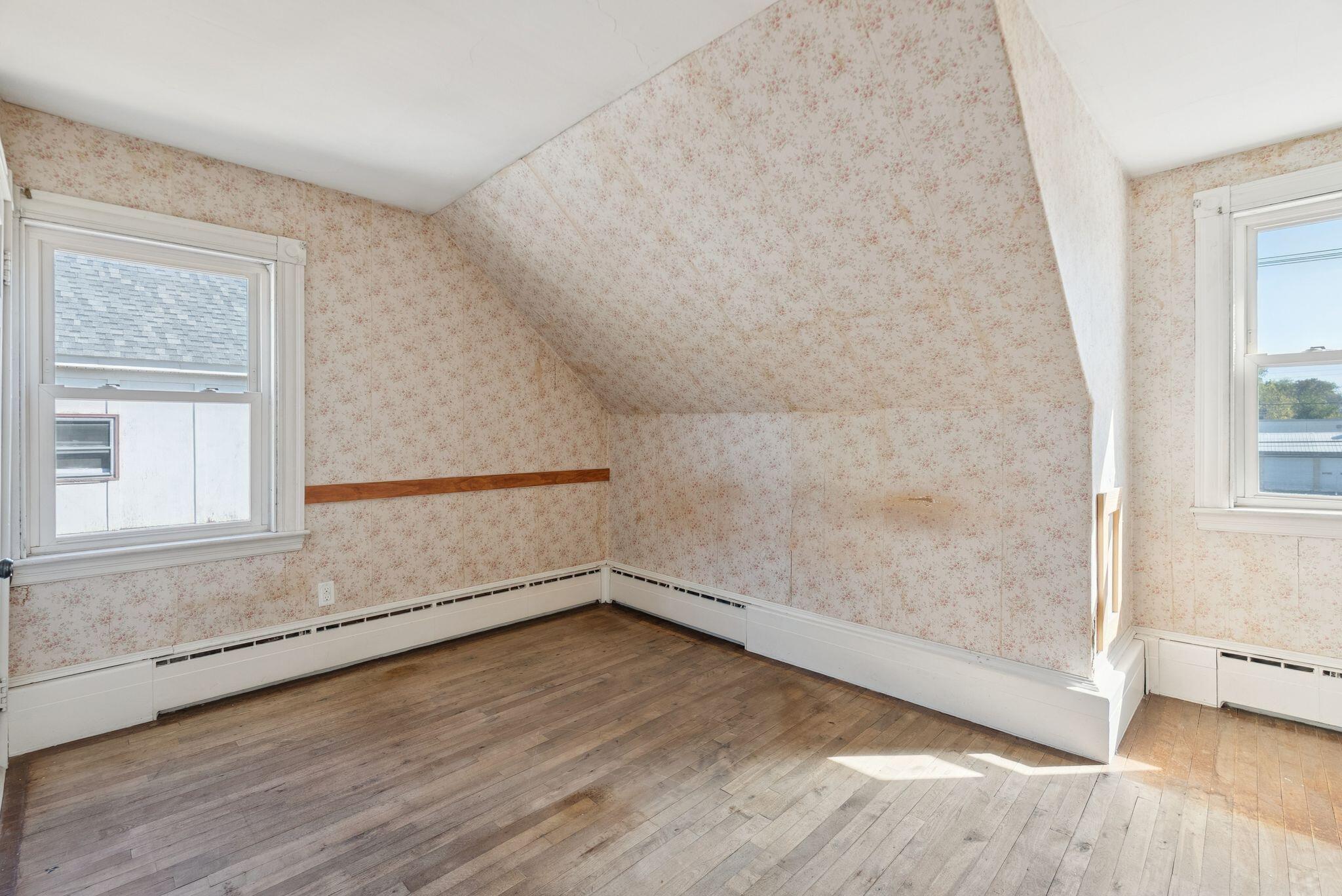 104 Spring Street Lewiston, ME 04240 - Photo 27 of 42 26_DSC01887