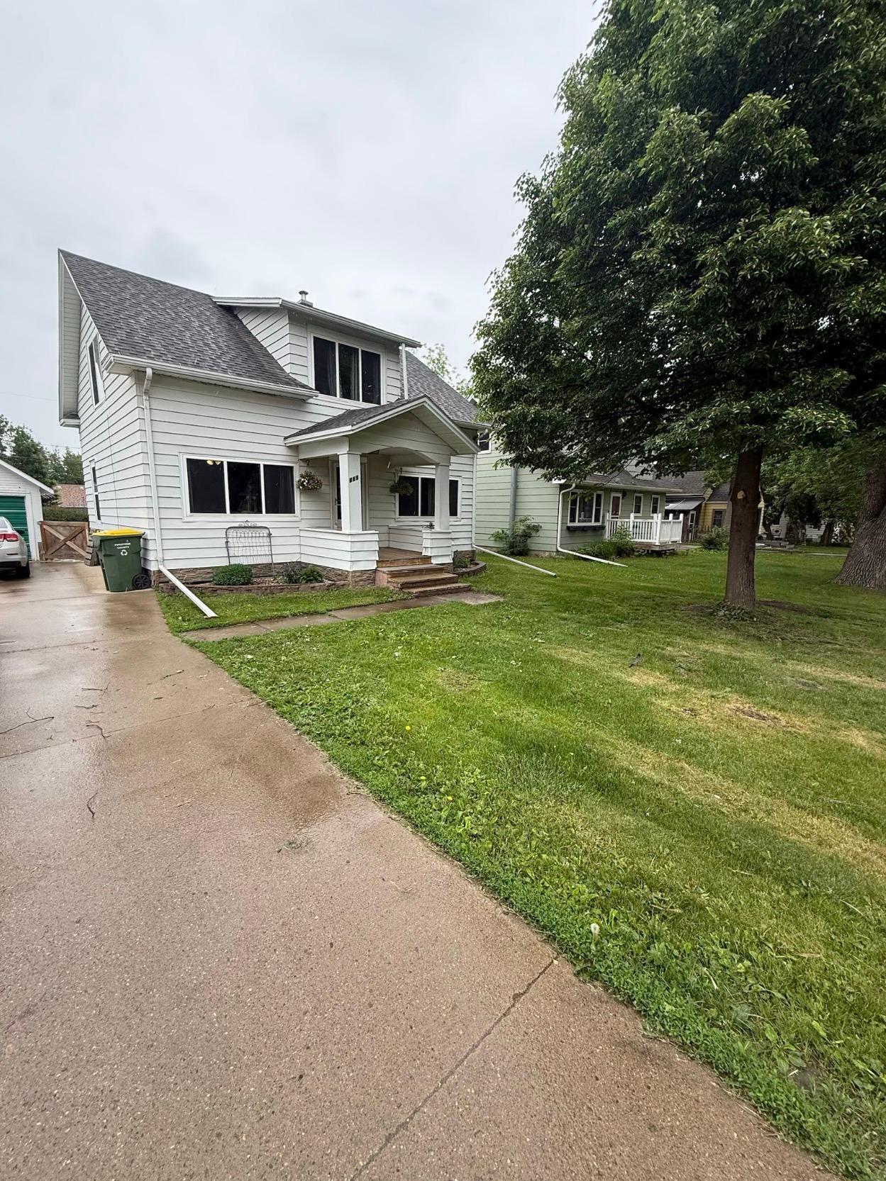 825 7th Street Southwest Pipestone, MN 56164 - Photo 1 of 2