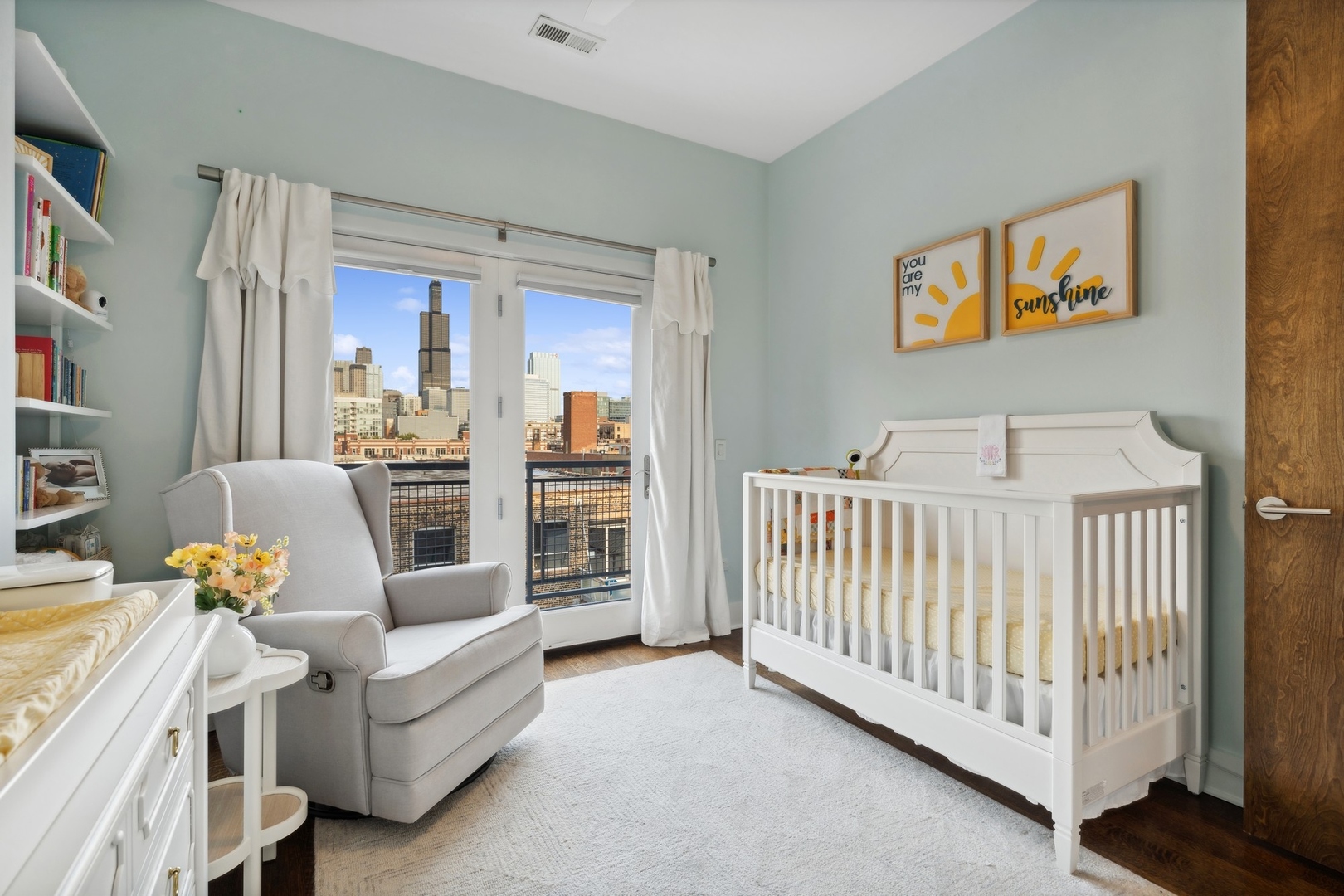 15 South Racine Avenue, Unit 5N Chicago, IL 60607 - Photo 20 of 30