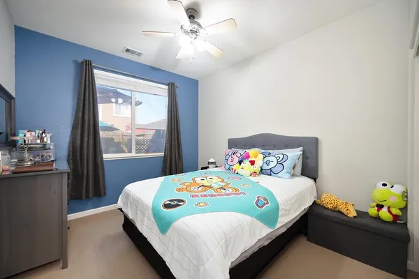 $739,900 | 5034 Winding River Court, Riverbank, CA 95367