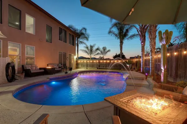 $739,900 | 5034 Winding River Court, Riverbank, CA 95367