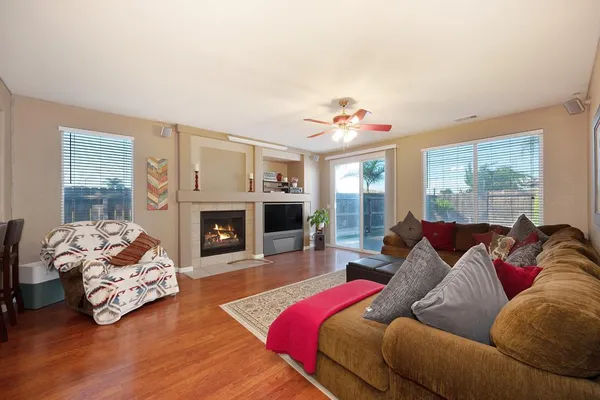 $739,900 | 5034 Winding River Court, Riverbank, CA 95367