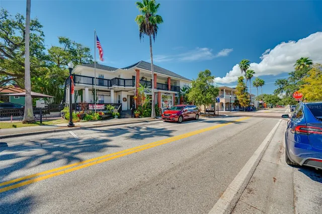 $655,000 | 1114 Pelican Place, Safety Harbor, FL 34695