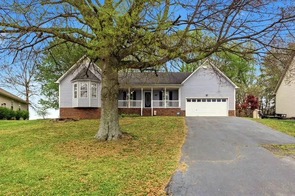 $279,000 | 110 Green Vale Drive, Columbia, TN 38401