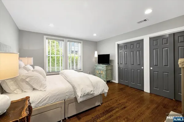 $5,500 | 163 Godwin Avenue, Unit 1, Ridgewood, NJ 07450