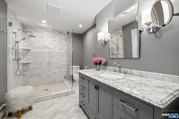 $5,500 | 163 Godwin Avenue, Unit 1, Ridgewood, NJ 07450