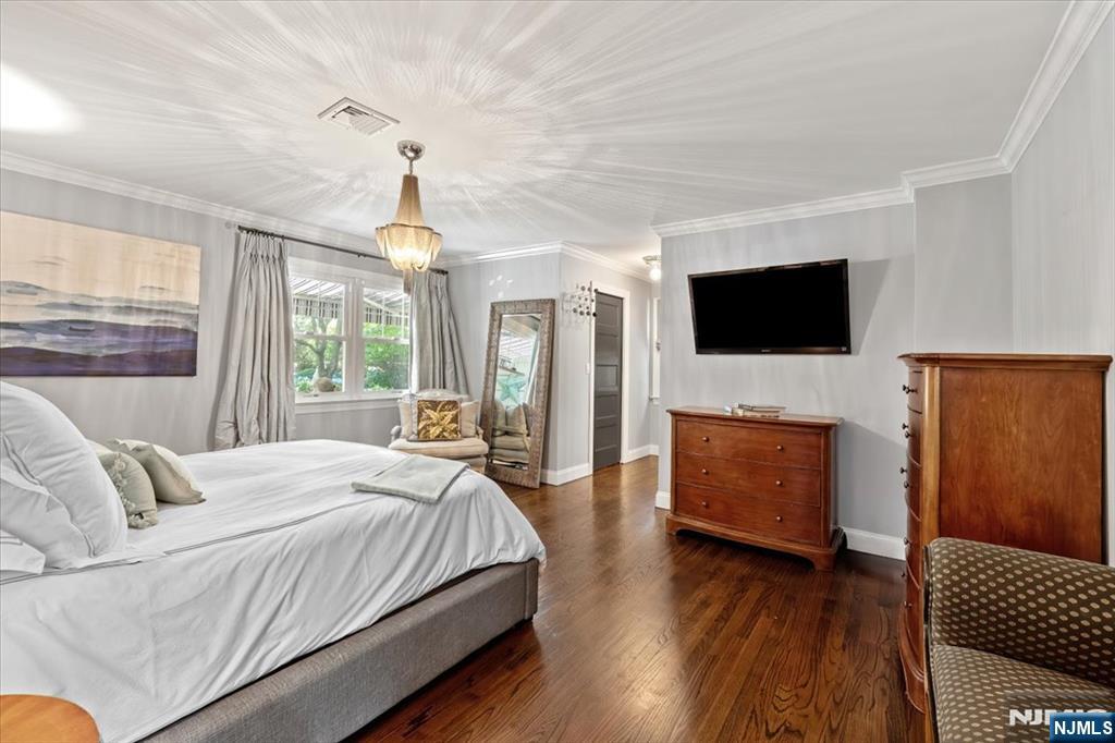 163 Godwin Avenue, Unit 1 Ridgewood, NJ 07450 - Photo 23 of 33