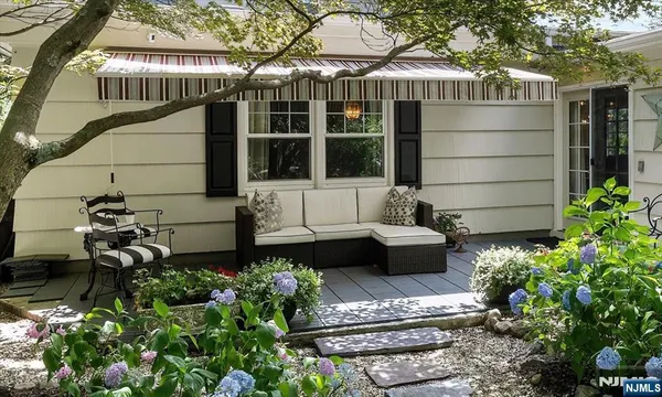 $5,500 | 163 Godwin Avenue, Unit 1, Ridgewood, NJ 07450