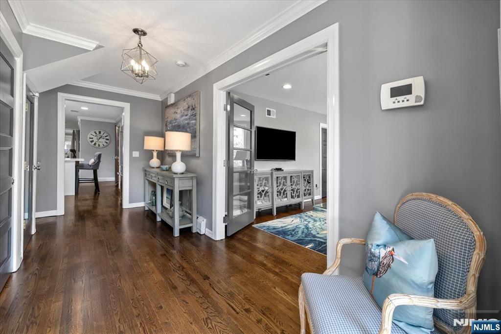 163 Godwin Avenue, Unit 1 Ridgewood, NJ 07450 - Photo 6 of 33