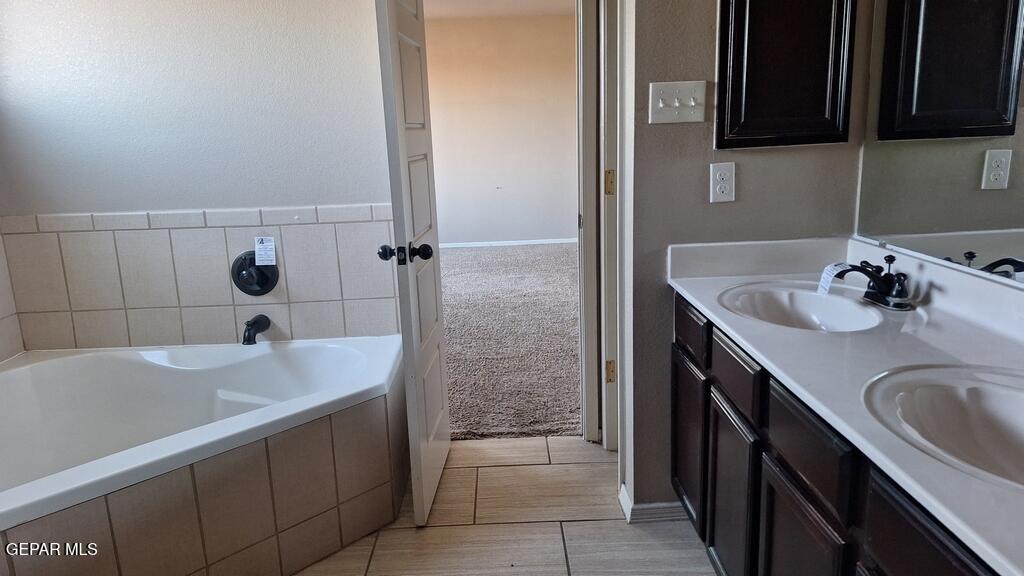 111 River Hondo Road Clint, TX 79836 - Photo 11 of 14 Master Bath