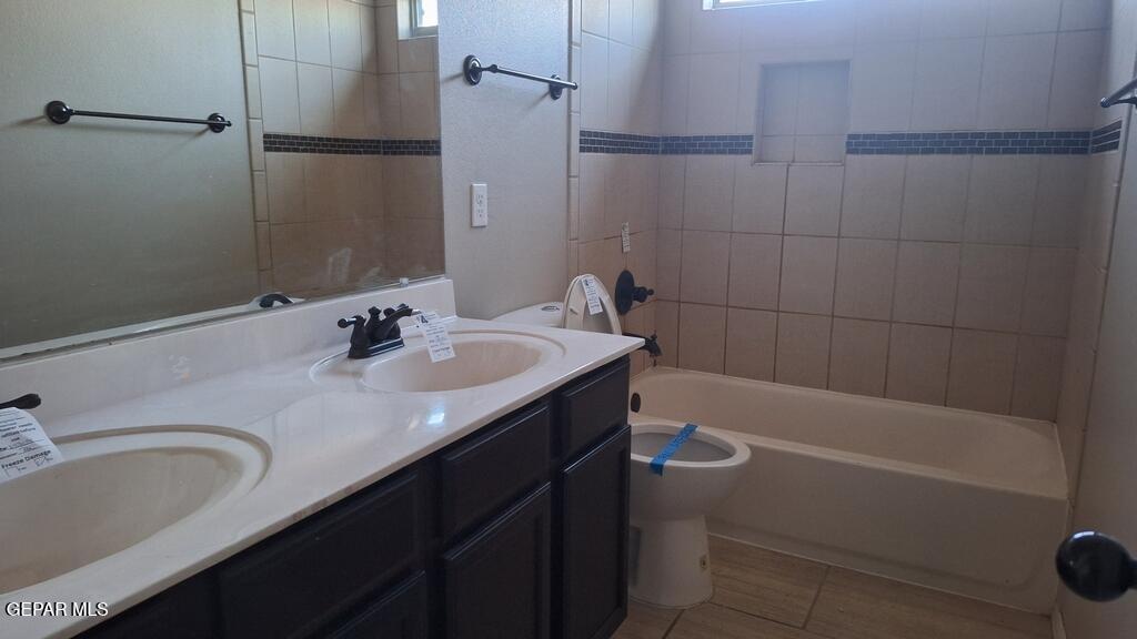 111 River Hondo Road Clint, TX 79836 - Photo 13 of 14 Main Bath