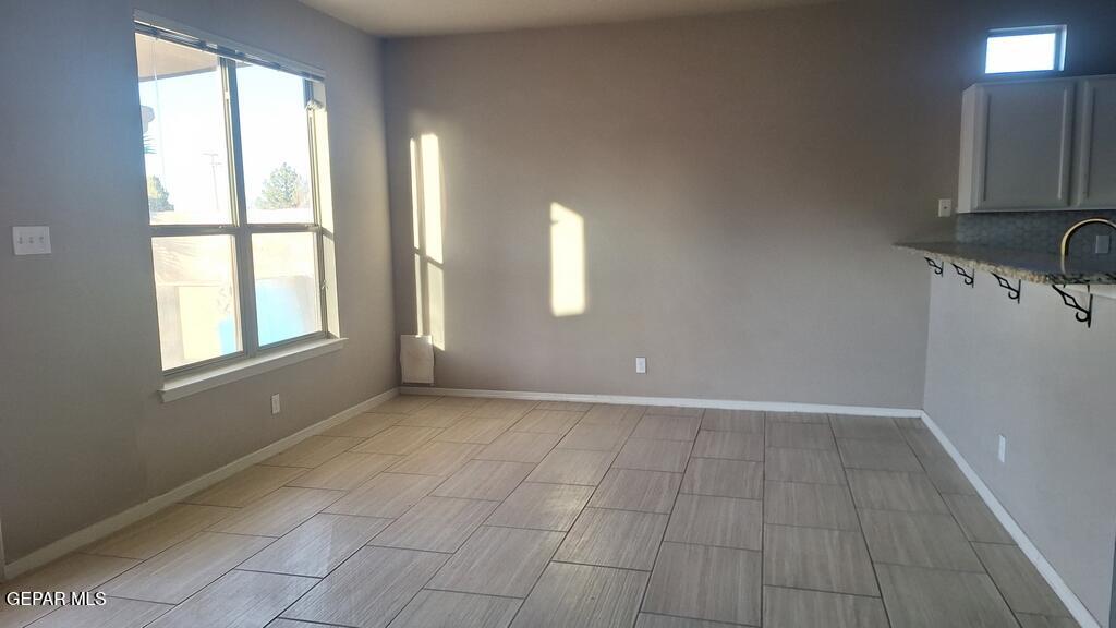 111 River Hondo Road Clint, TX 79836 - Photo 5 of 14 Dining