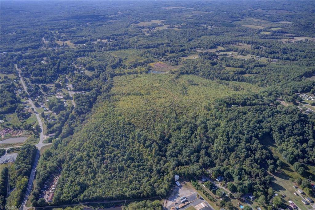 635 Odell Road Mayodan, NC 27027 - Photo 9 of 22 Gallery Image 9
