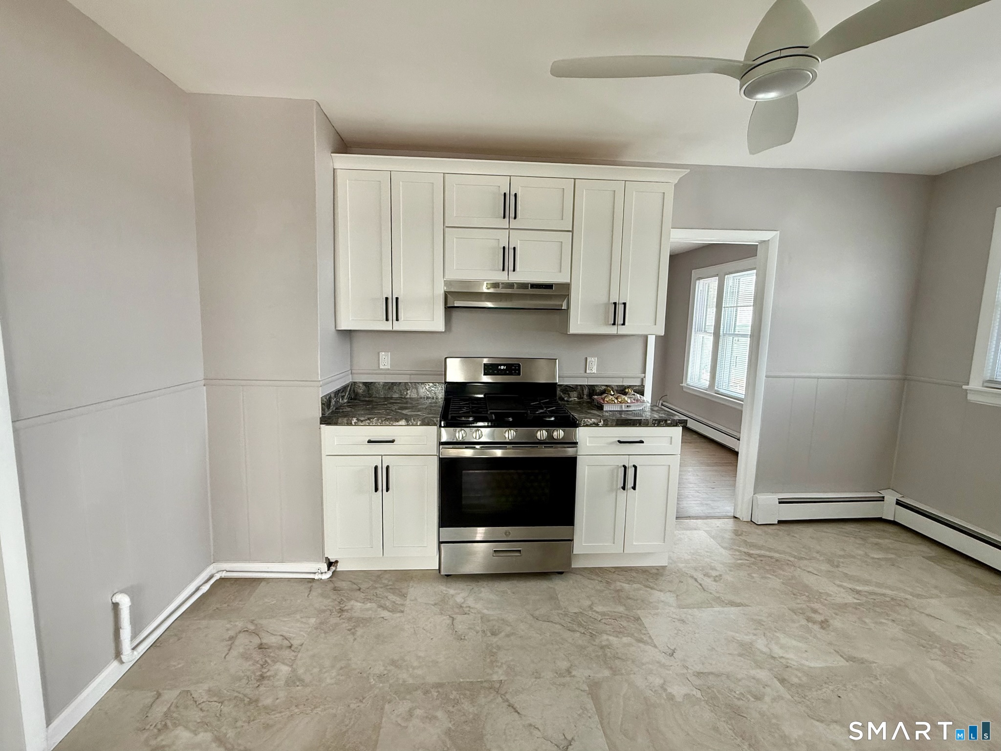 24 Cross Street New Britain, CT 06053 - Photo 3 of 19