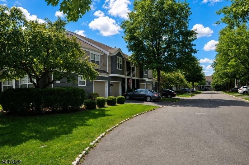 298 Greenfield Road Bridgewater, NJ 08807 - Photo 11 of 18
