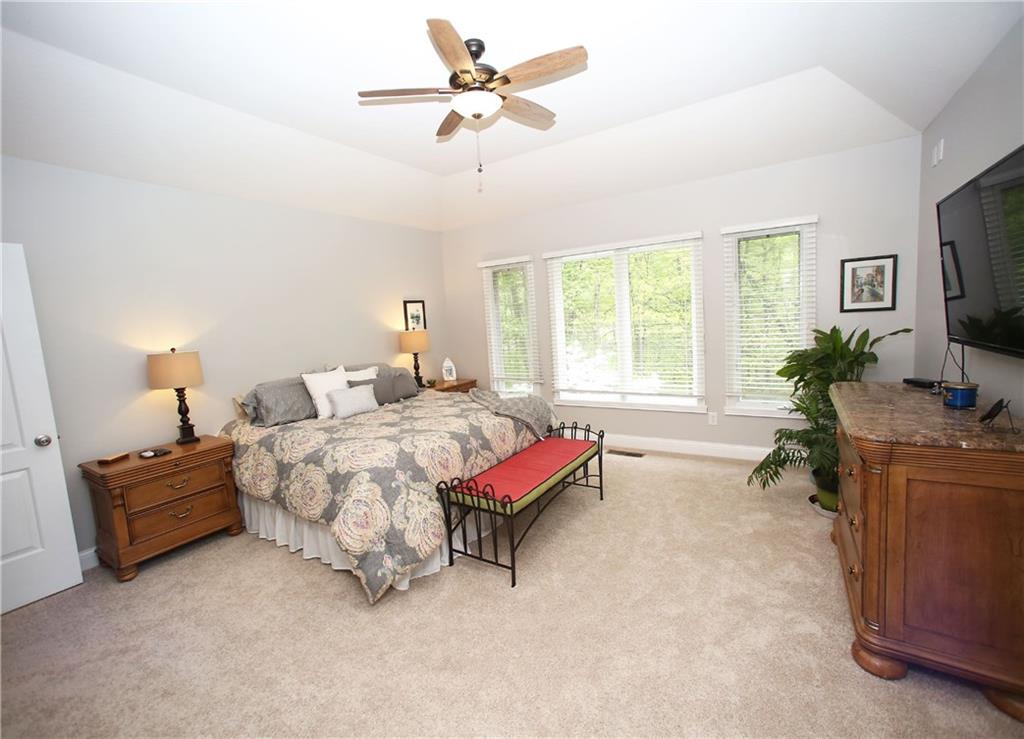 10073 Bent Tree Lane Fishers, IN 46037 - Photo 18 of 39 Gallery Image 18