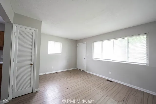 $849 | 2248 North Leland Avenue, Indianapolis, IN 46218