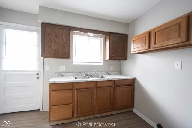 $849 | 2248 North Leland Avenue, Indianapolis, IN 46218