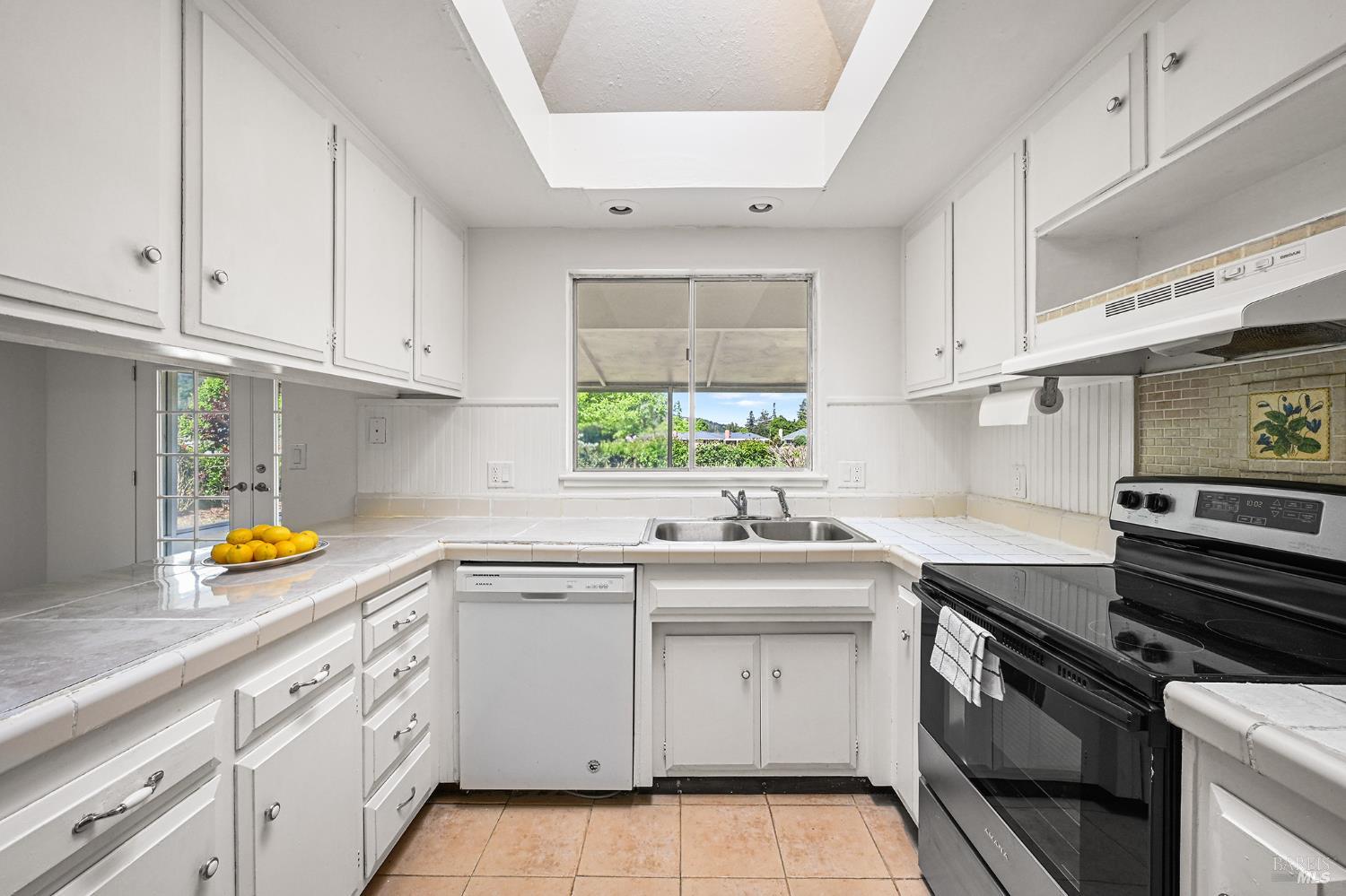 241 Belhaven Circle Santa Rosa, CA 95409 - Photo 11 of 36