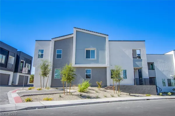 $2,500 | 145 Aqua Commons Lane, Henderson, NV 89015