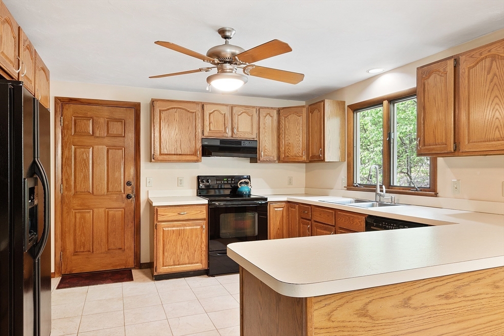 25 Williams Road Fitchburg, MA 01420 - Photo 16 of 38 Gallery Image 16